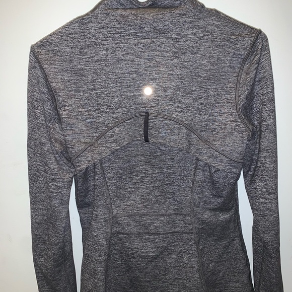 Lululemon Define Jacket🤍🖤🤍🖤 - Picture 3 of 3